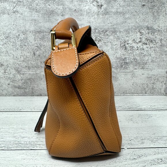 LOEWE Small Textured Leather Puzzle Bag Tan - Picture 3 of 11